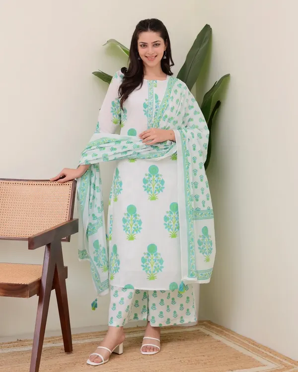 Green_Kurta_&_Pant_Set_with_Dupatta