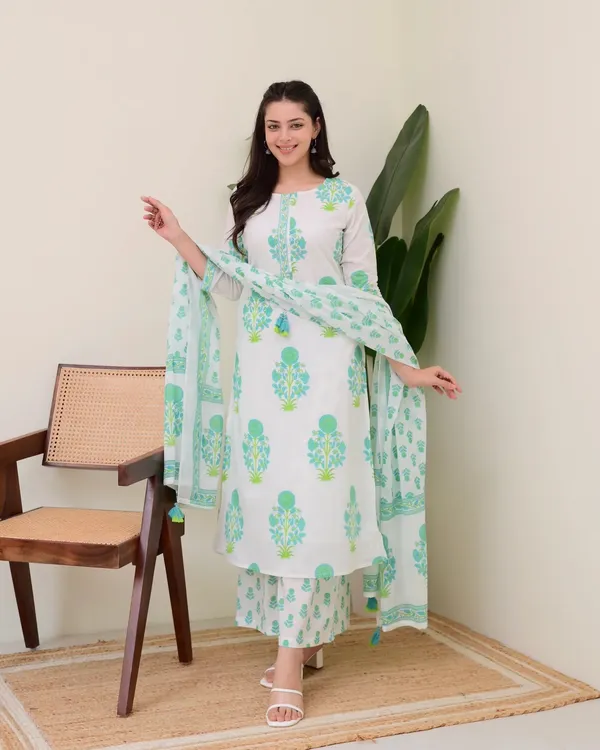 Green_Kurta_&_Pant_Set_with_Dupatta