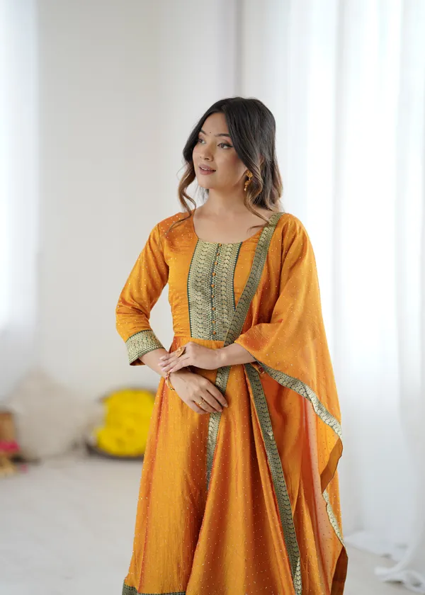 Yellow_Kurta_Set_with_Dupatta
