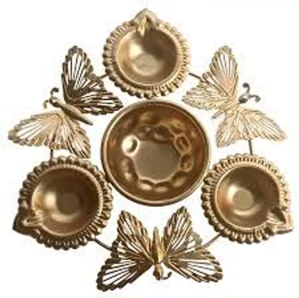 Golden_Butterfly_Diya_Urli_10"