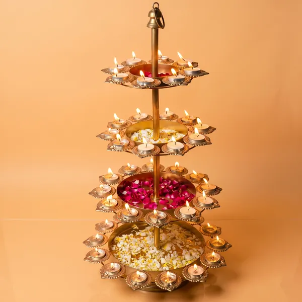 Diya_Urli_Stand_4_Layer_Gold_Set_Of_1