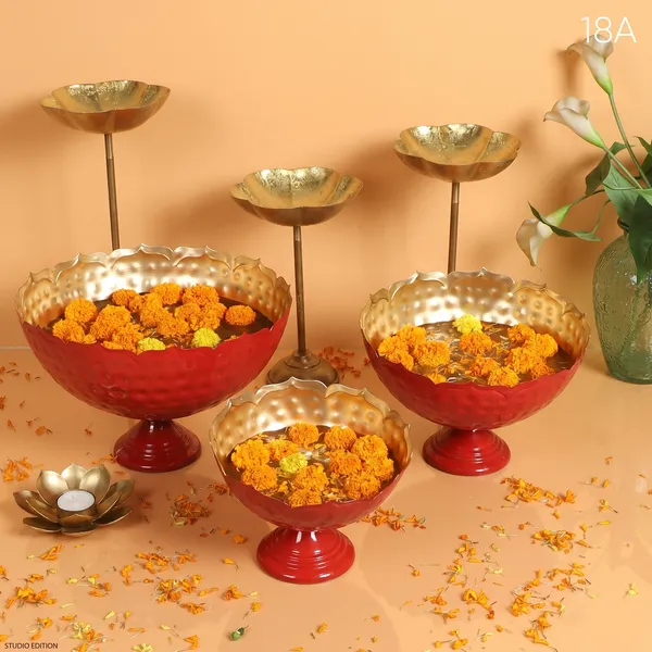 Gold_Decor_Floral_Urli_With_Candle_Holder_Set_OF_2