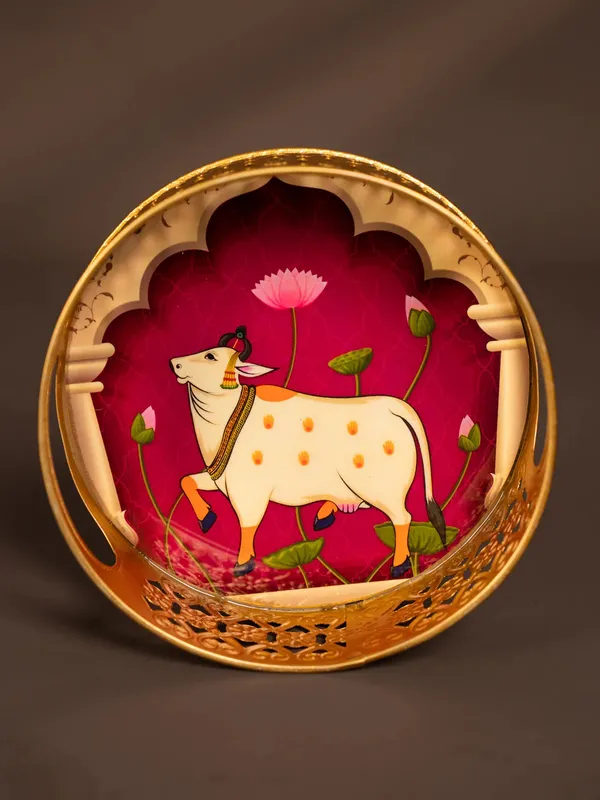 Cow_And_Calf_Pichwai_Basket_With_Handle