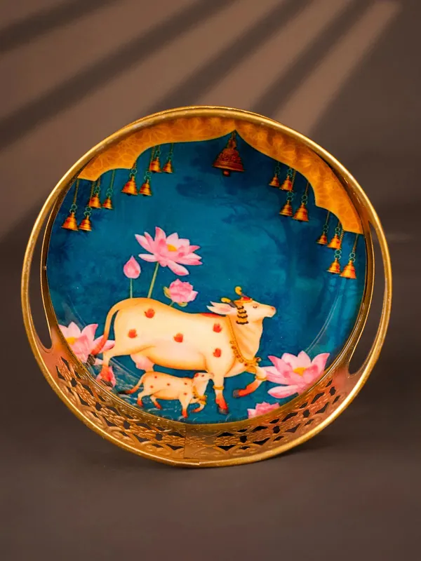 Cow_And_Calf_Pichwai_Basket_With_Handle