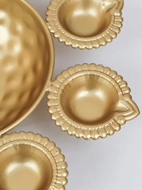 Home_&_diwali_decor_Diya_urli_set_of_3_pcs_with_gold_finish_12"_10"_8"_