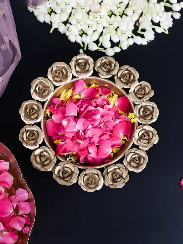 Golden_Rose_Diya_Urli_Set_Of_3_