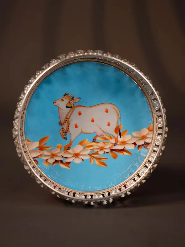Cow_And_Calf_German_Silver_Pichwai_Print_Tray