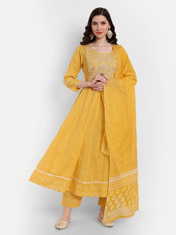 Mustard_Anarkali_Cotton_Printed_Embroidered_Kurta_With_Pant_And_Dupatta_For_Women