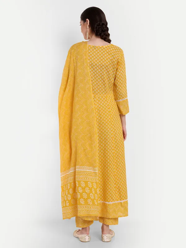 Mustard_Anarkali_Cotton_Printed_Embroidered_Kurta_With_Pant_And_Dupatta_For_Women