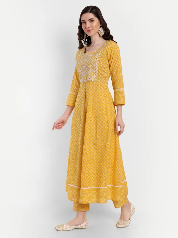 Mustard_Anarkali_Cotton_Printed_Embroidered_Kurta_With_Pant_And_Dupatta_For_Women