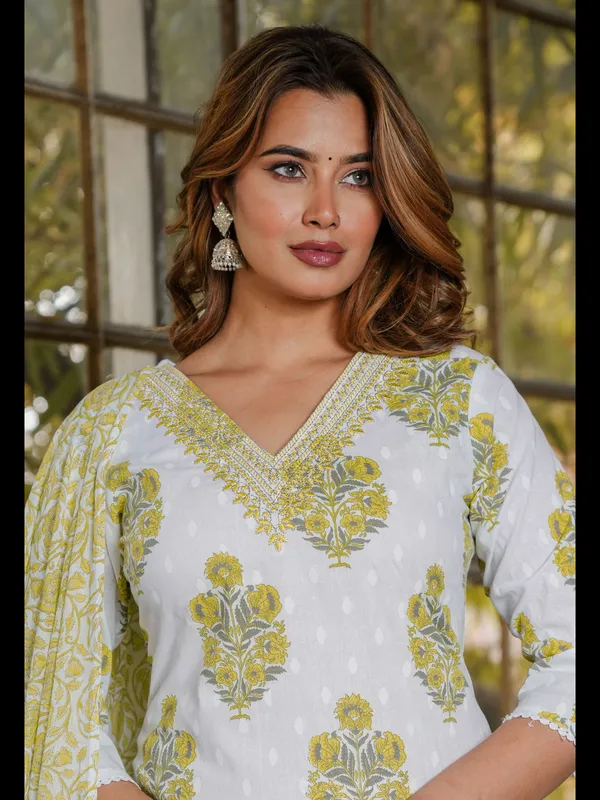 Yellow_Straight_Cotton_Printed_Kurta_With_Pant_And_Dupatta