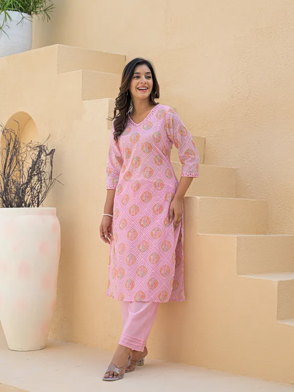 Pink_Straight_Cotton_Printed_Kurta_With_Pant_And_Dupatta_Women_And_Girls