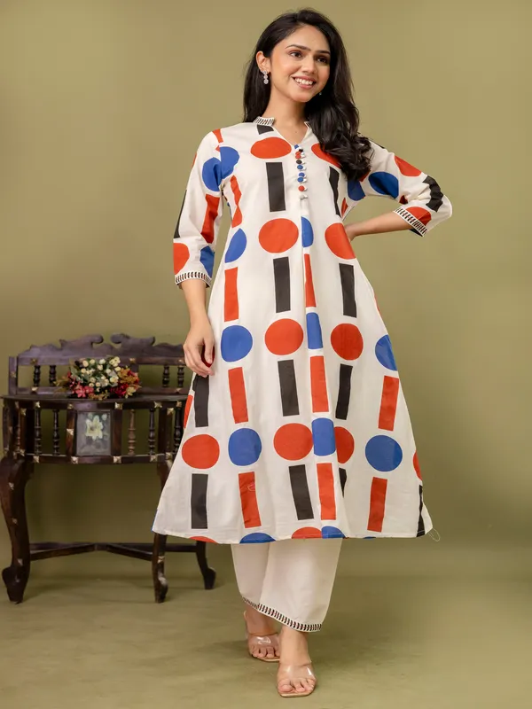 Off_White_Aline_Cotton_Printed_Kurta_With_Pant_And_Dupatta_Women_And_Girls