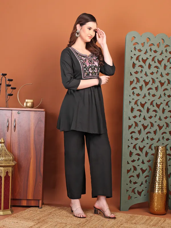 Black_Embellied_Co-Ord_Sets_For_Women_And_Girls