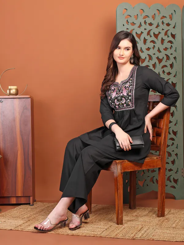 Black_Embellied_Co-Ord_Sets_For_Women_And_Girls