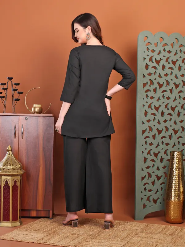Black_Embellied_Co-Ord_Sets_For_Women_And_Girls