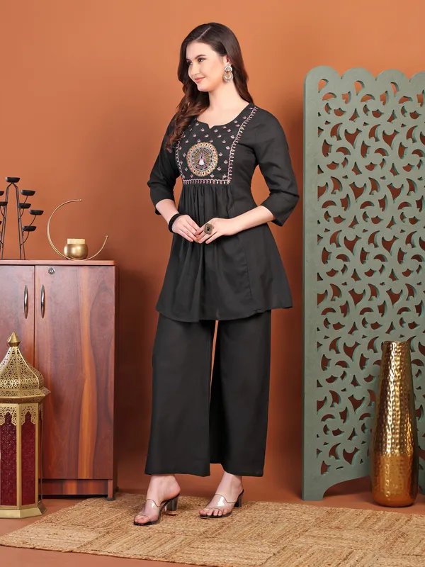 Black_Embellied_Co-Ord_Sets_For_Women_And_Girls