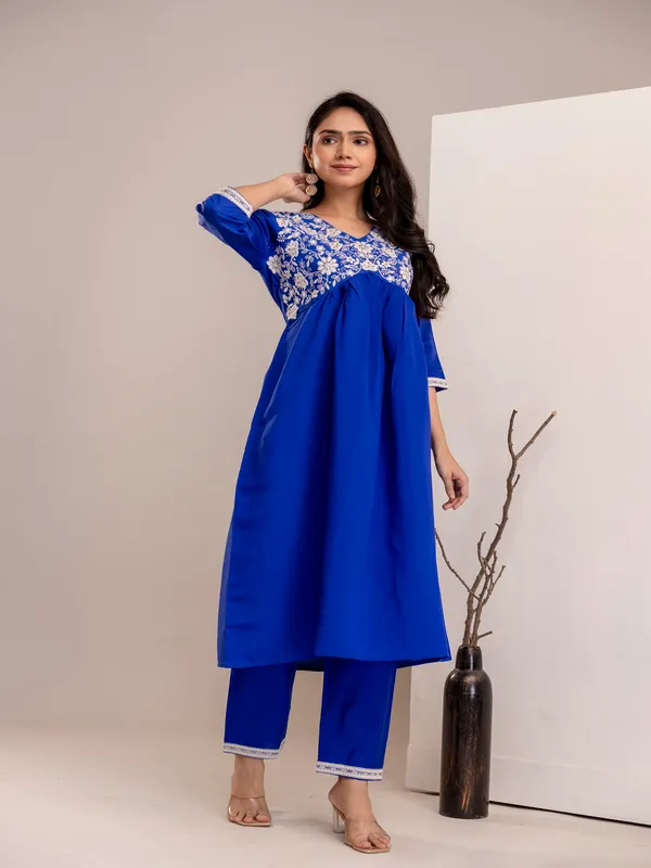 Blue_Silk_Cotton_Printd_Embroiderd_Kurta_With_Pant_And_Dupatta_Women_And_Girls