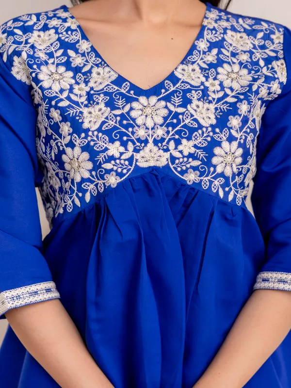 Blue_Silk_Cotton_Printd_Embroiderd_Kurta_With_Pant_And_Dupatta_Women_And_Girls