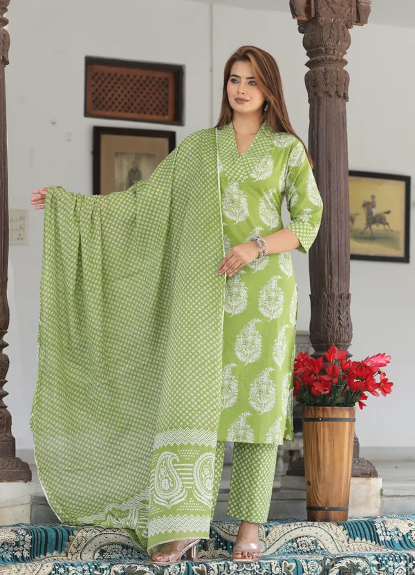 Green_Straight_Cotton_Printed_Kurta_With_Pant_And_Dupatta_For_Women