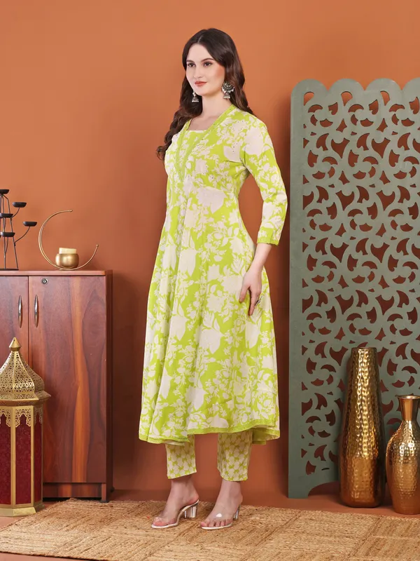 Green_Anarkali_Cotton_Printed_Self_Design_Kurta_With_Pant_And_Dupatta_Women_And_Girls