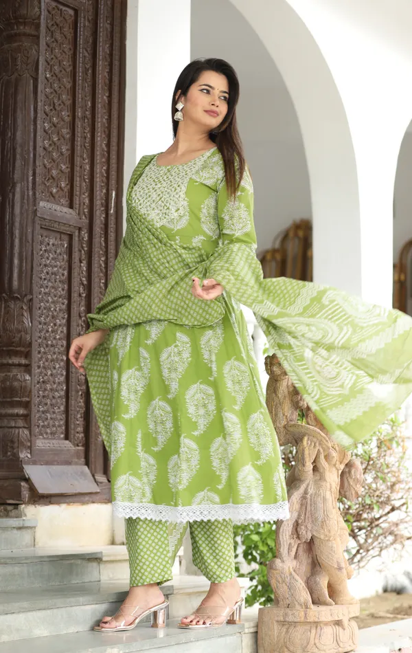 Green_Anarkali_Cotton_Printed_Embroidered_Kurta_With_Pant_And_Dupatta_For_Women