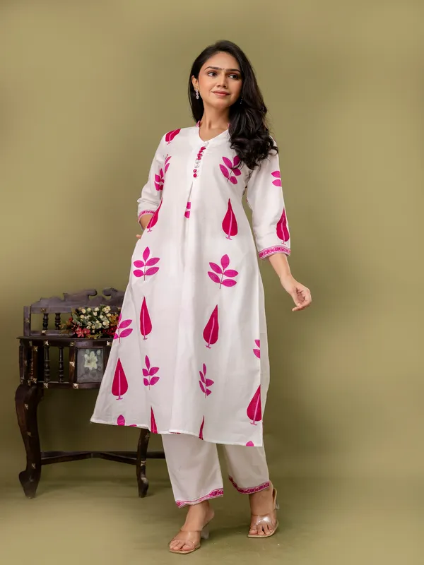 Pink_Aline_Cotton_Printed_Kurta_With_Pant_For_Women_And_Girls