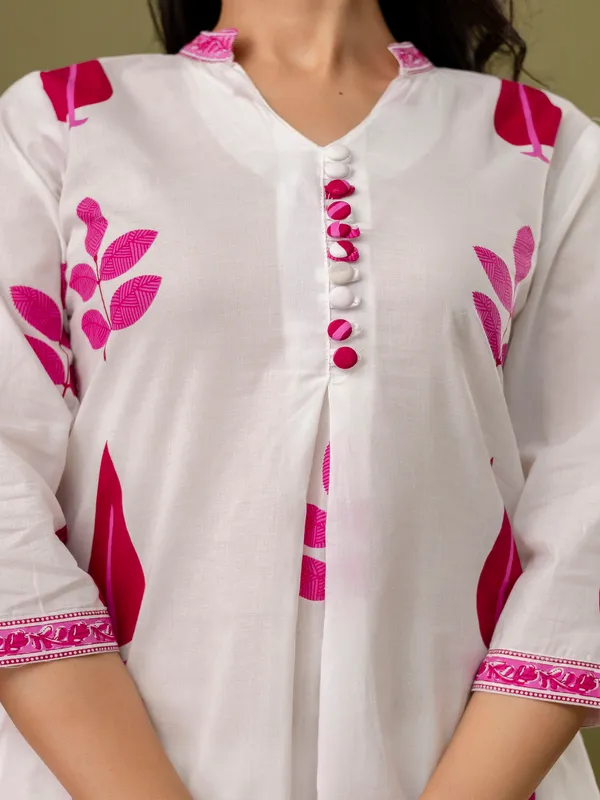 Pink_Aline_Cotton_Printed_Kurta_With_Pant_For_Women_And_Girls
