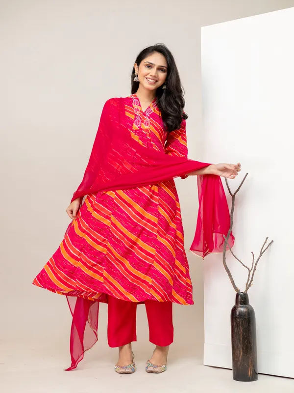 Pink_Aline_Rayon_Printed_Kurta_With_Pant_And_Dupatta_Women_And_Girls