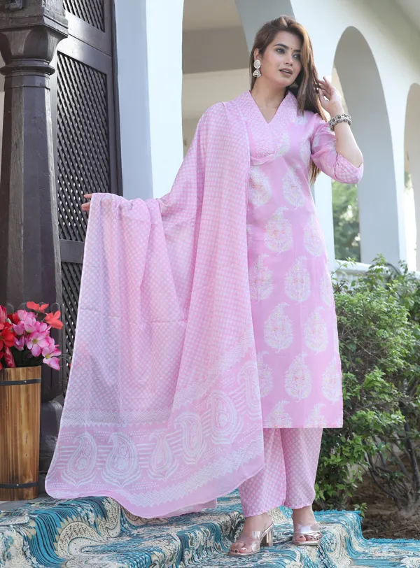 Pink_Straight_Cotton_Printed_Kurta_With_Pant_And_Dupatta_For_Women