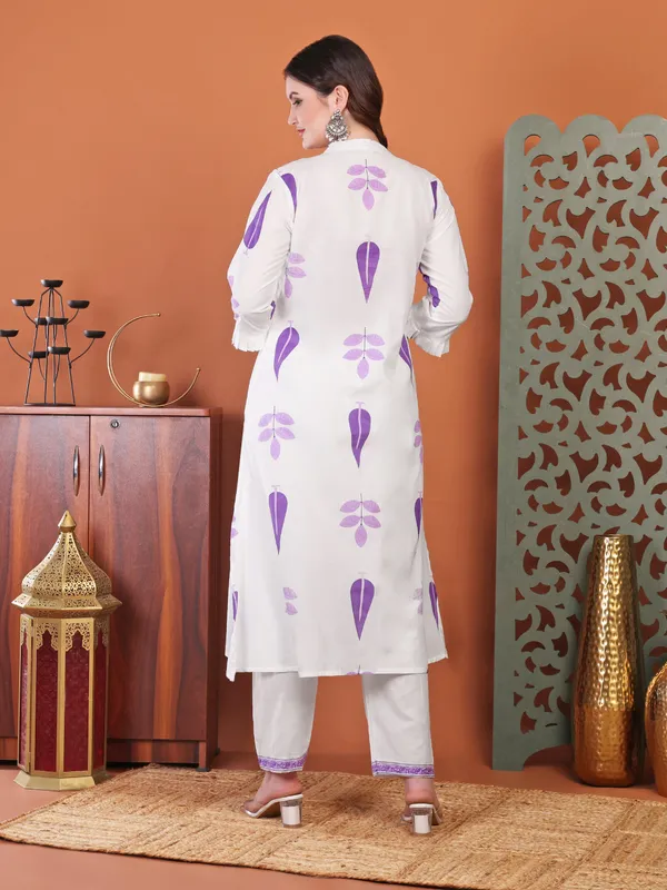 White_Printed_Co-Ords_Set_For_Women_And_Girls