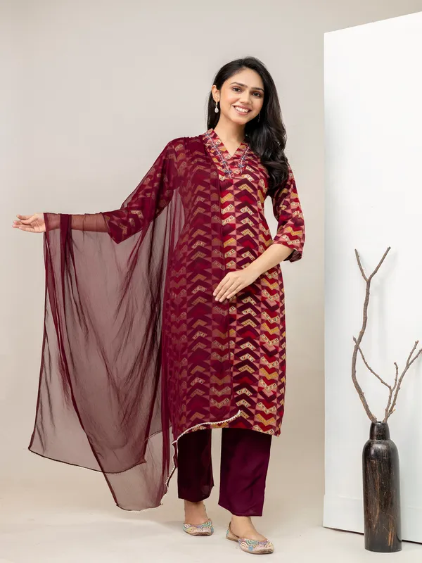 Maroon_Straight_Rayon_Printed_Kurta_With_Pant_And_Dupatta_Women_And_Girls