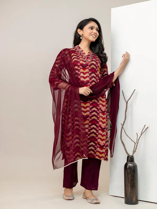 Maroon_Straight_Rayon_Printed_Kurta_With_Pant_And_Dupatta_Women_And_Girls