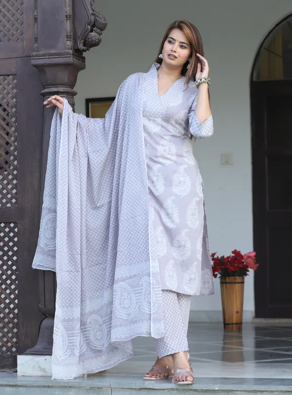 Grey_Straight_Cotton_Printed_Kurta_With_Pant_And_Dupatta_For_Women