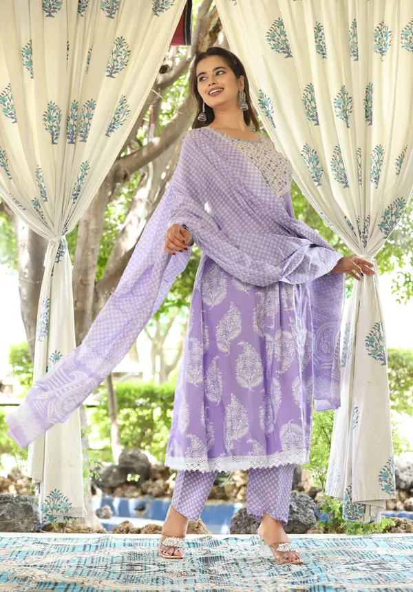 Purple_Anarkali_Cotton_Printed_Kurta_With_Pant_And_Dupatta