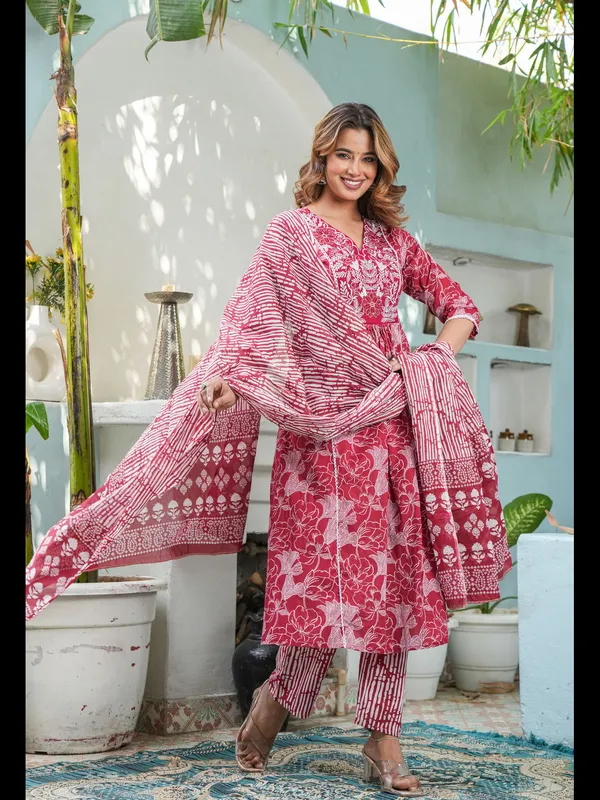 Mustard_Printed_Cotton_A-Line_Kurta_With_Pant_And_Dupatta