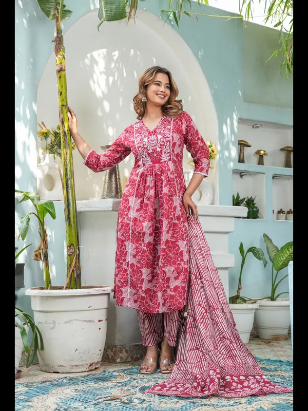 Mustard_Printed_Cotton_A-Line_Kurta_With_Pant_And_Dupatta
