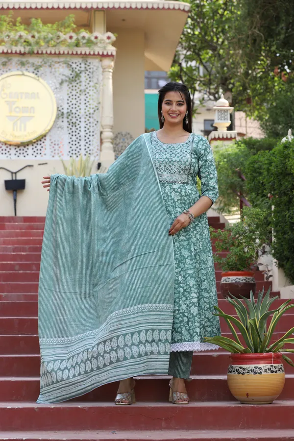 Green_Anarkali_Cotton_Printed_Embroidered_Kurta_With_Pant_Dupatta