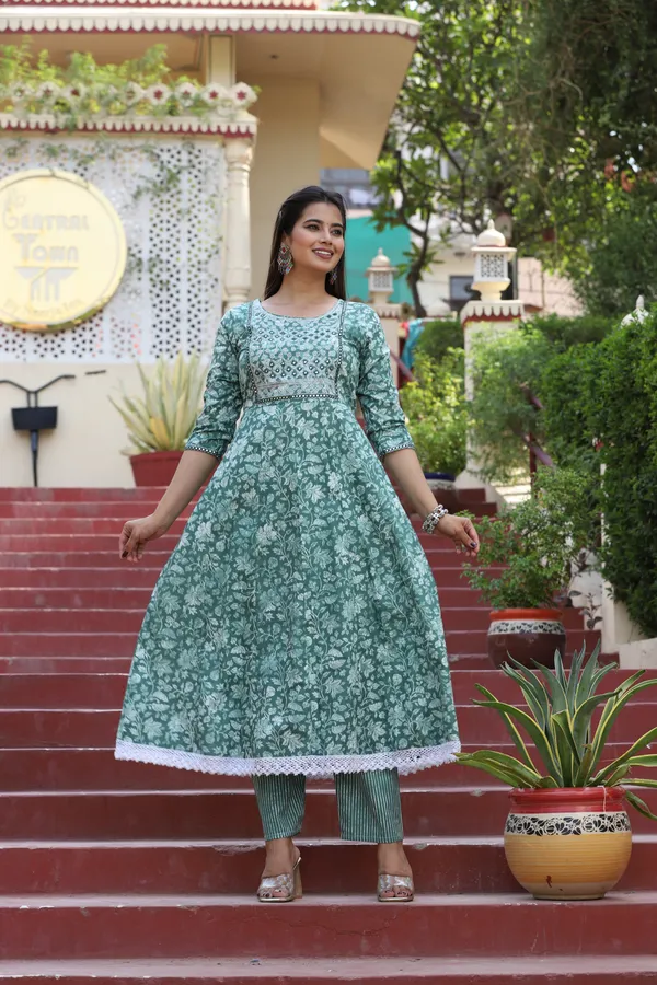 Green_Anarkali_Cotton_Printed_Embroidered_Kurta_With_Pant_Dupatta