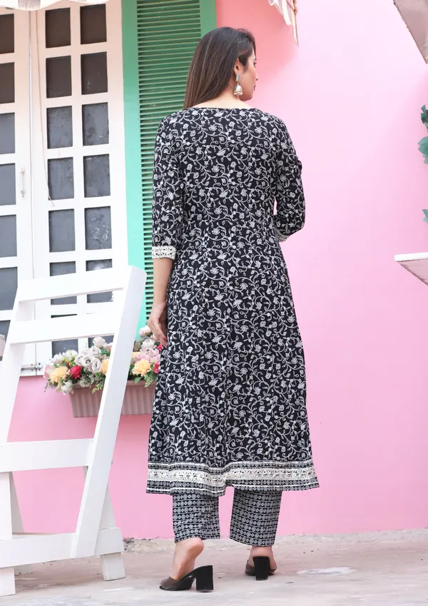 Black_Anarkali_Rayon_Printed_Embroidered_Kurta_With_Pant_And_Dupatta_For_Women