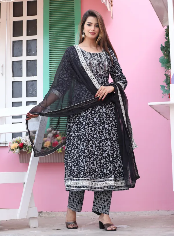 Black_Anarkali_Rayon_Printed_Embroidered_Kurta_With_Pant_And_Dupatta_For_Women