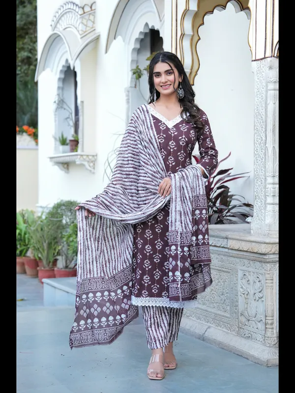Brown_Printed_Straight_Pure_Cotton_Kurta_With_Pant_And_Dupatta