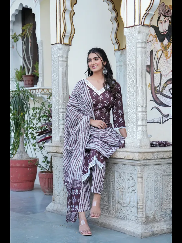 Brown_Printed_Straight_Pure_Cotton_Kurta_With_Pant_And_Dupatta