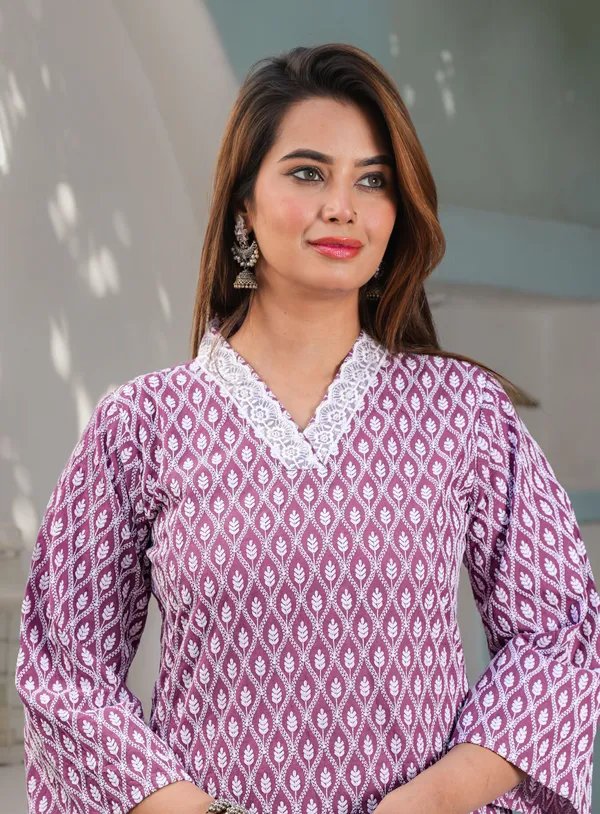 Wine_Straight_Cotton_Embroidered_Kurta_With_Pant