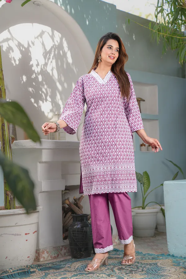 Wine_Straight_Cotton_Embroidered_Kurta_With_Pant