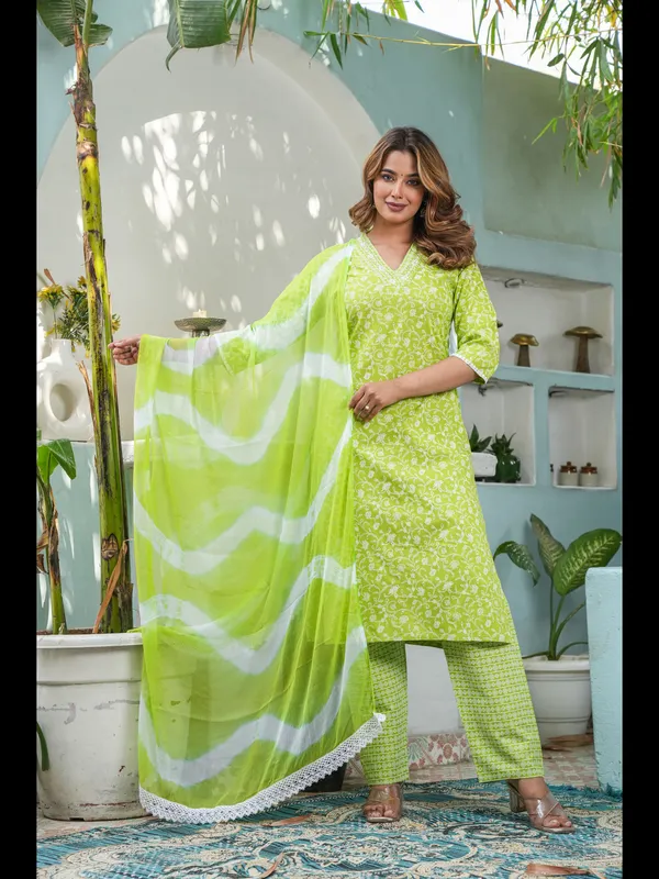 Parrot_Green_Straight_Rayon_Printed_Kurta_With_Pant_And_Dupatta