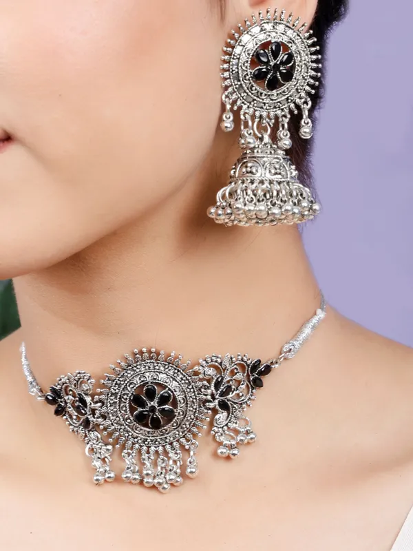 Silver_Necklace_Set_for_Women_|_Premium_Alloy_Necklace_for_Everyday_Use
