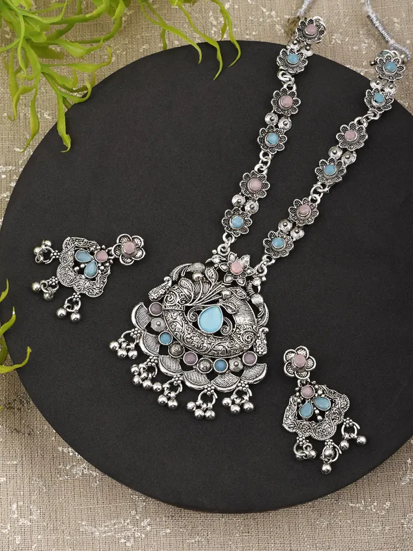 Beige_&_Silver_&_Pink_Necklace_Set_for_Women_|_Premium_Oxidised_Silver_Necklace_for_Everyday_Use