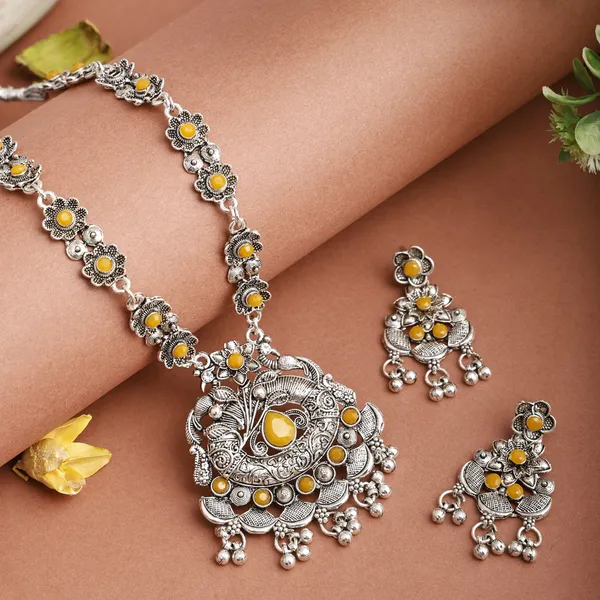 Yellow_&_Silver_Necklace_Set_for_Women_|_Premium_Oxidised_Silver_Necklace_for_Everyday_Use
