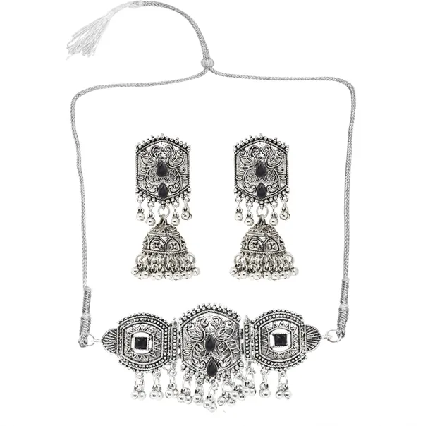 Silver_&_Black_Necklace_Set_for_Women_|_Premium_Oxidised_Silver_Necklace_for_Everyday_Use